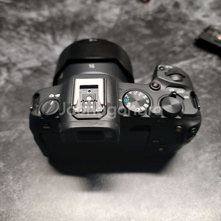 캐논 r8 16mmf2.8 50mmf1.8--1