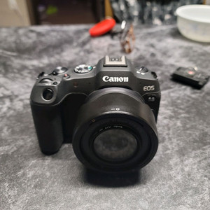 캐논 r8 16mmf2.8 50mmf1.8