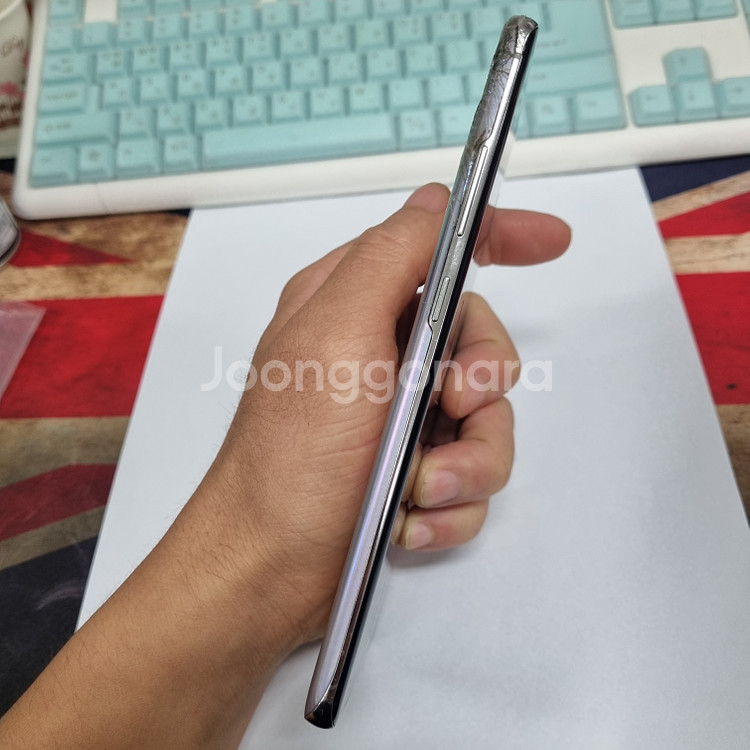 206836 삼성 갤럭시S10 5G 실버 SK 게임폰--4