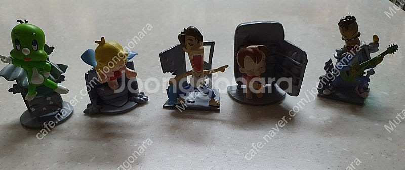 아기공룡 둘리 가샤폰 피규어--0