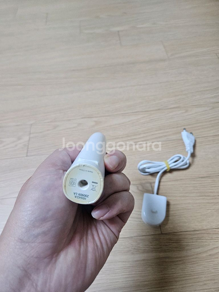 필립스 소닉케어 전동칫솔--2