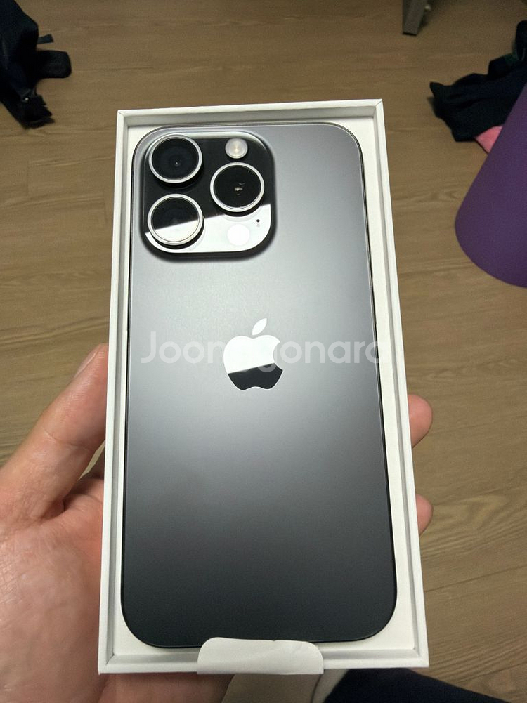 아이폰 15pro 256GB 새폰 (리퍼)--0