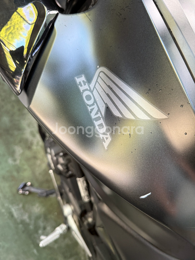 2023년식 혼다CB125R 97@@km 팝니다--9