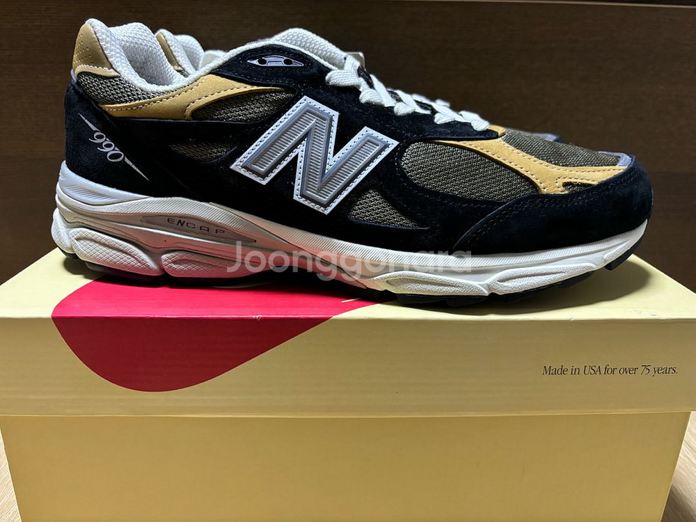 뉴발란스 990v3 새제품 285~290 사이즈 판매--2