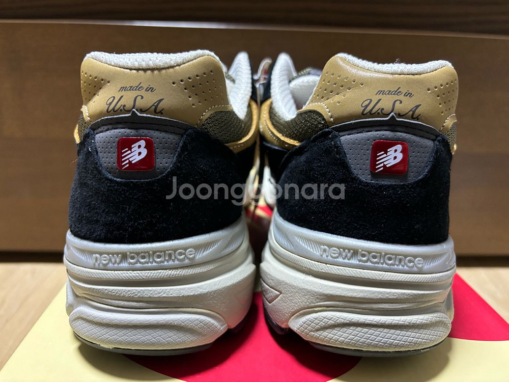 뉴발란스 990v3 새제품 285~290 사이즈 판매--3