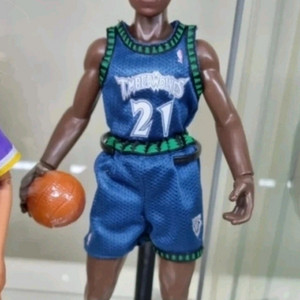 케빈가넷 12인치 피규어 (NBA 스타팅라인업 제품)