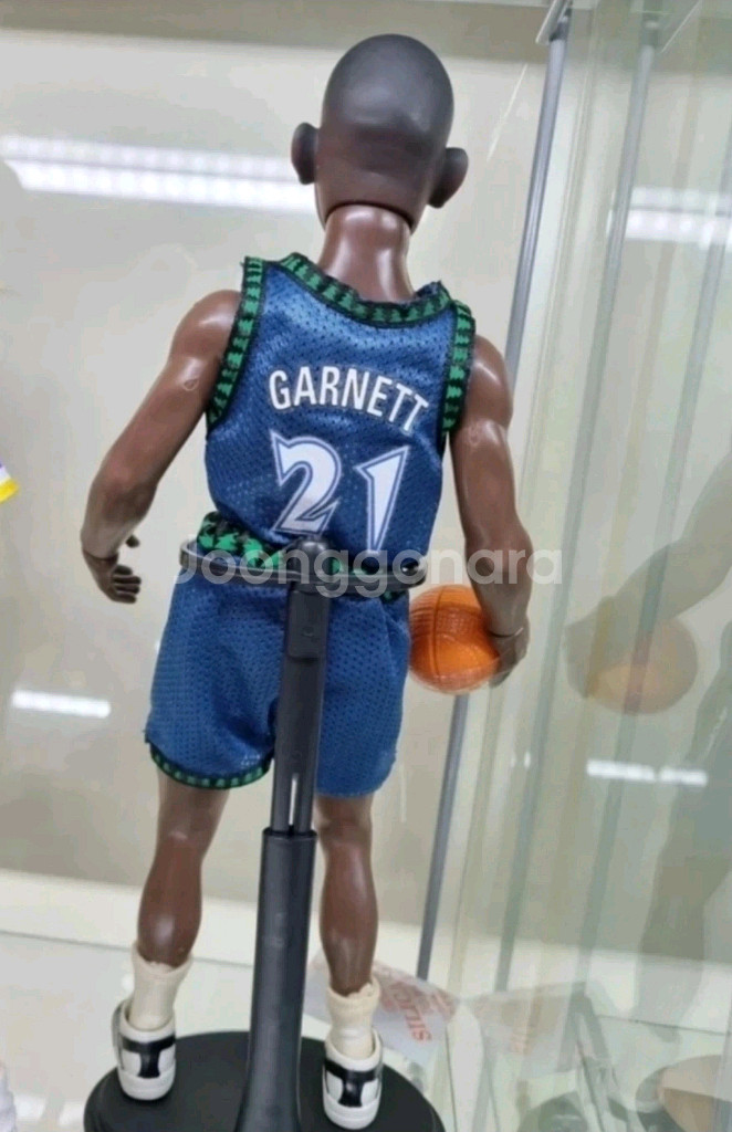 케빈가넷 12인치 피규어 (NBA 스타팅라인업 제품)--1