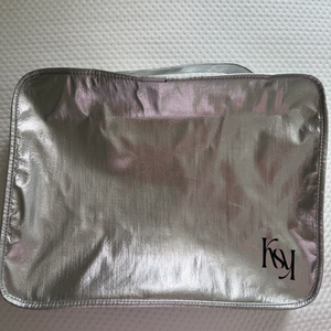 홍영기 키시닝 파우치