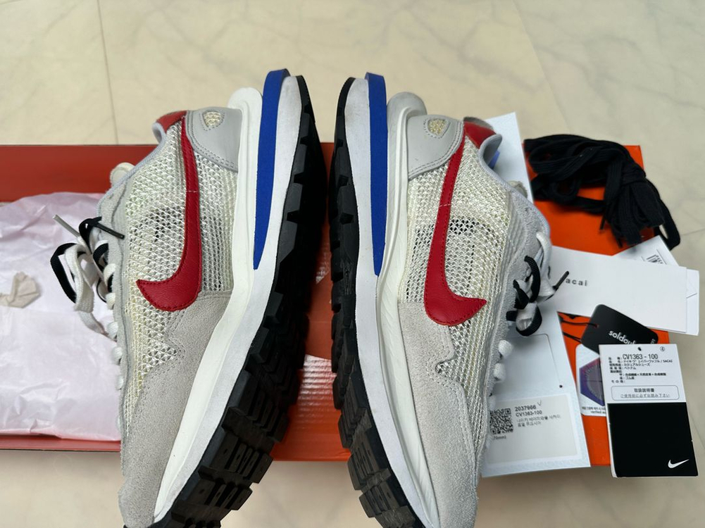 나이키 사카이 베이퍼와플 로얄 푸시아 270 이미지