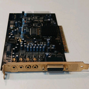 금장 사운드카드 팝니다