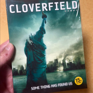 클로버필드 블루레이 초회한정판 소장본 팝니다.
