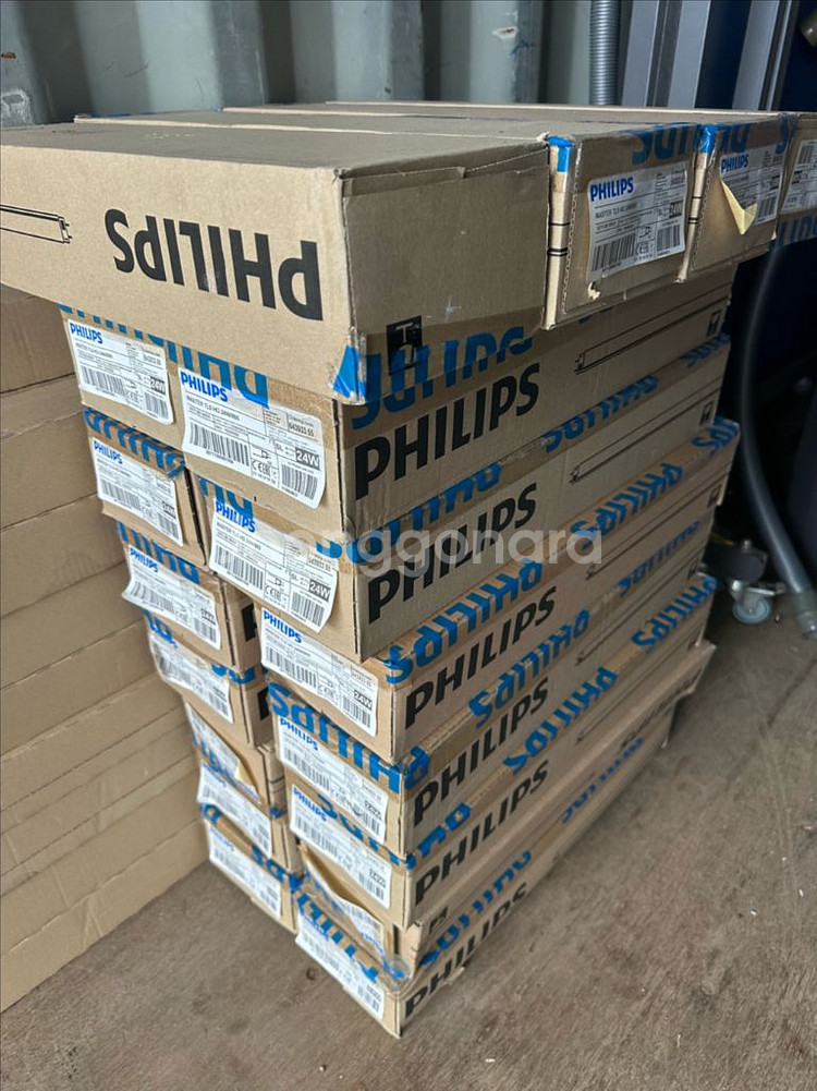 Philips master TL5 HO 24W 865--1