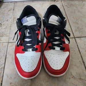 나이키 x NBA 덩크 로우 레트로 EMB 블랙 앤 칠