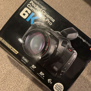 BMPCC 6K PRO 상태 좋습니다