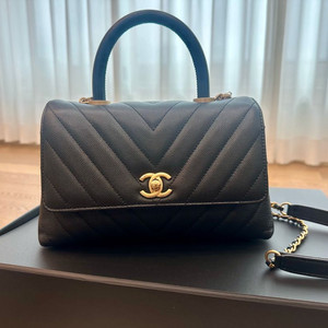 [샤넬 코코핸들 캐비어 블랙 / 엔틱금장 / 27번대]