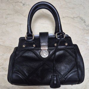 막스마라 블랙 가죽 핸드백