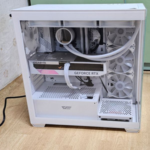 7800X3D 게이밍 본체 판매합니다