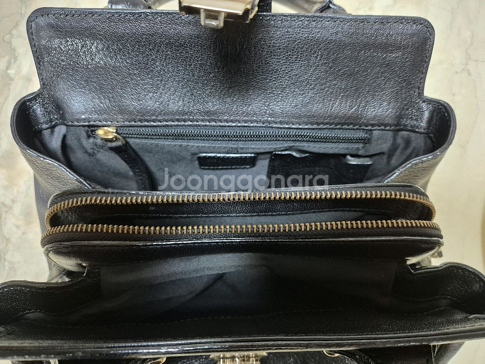 막스마라 블랙 가죽 핸드백--3