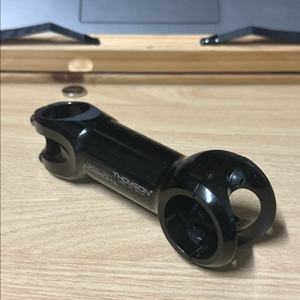 탐슨 2볼트 스템 (110mm 10도)