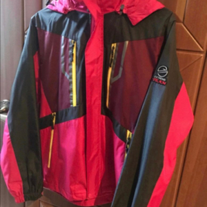 엑셀레이터 바람막이 M