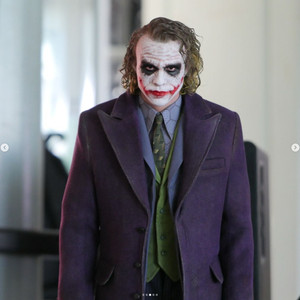 1/4 커스텀 조커 코트 팝니다