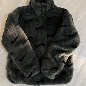 정품 나이키 점퍼 새상품