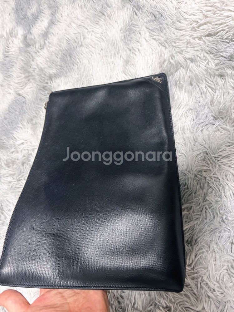 프라다 사피아노 블랙 클러치백 정품--1