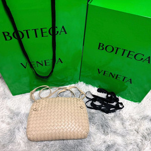 보테가베네타 인트레치아토 노디니 크로스백 정품 풀박스