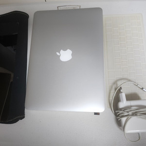 맥북 프로 MacBook Pro 13.3inch 팝니다