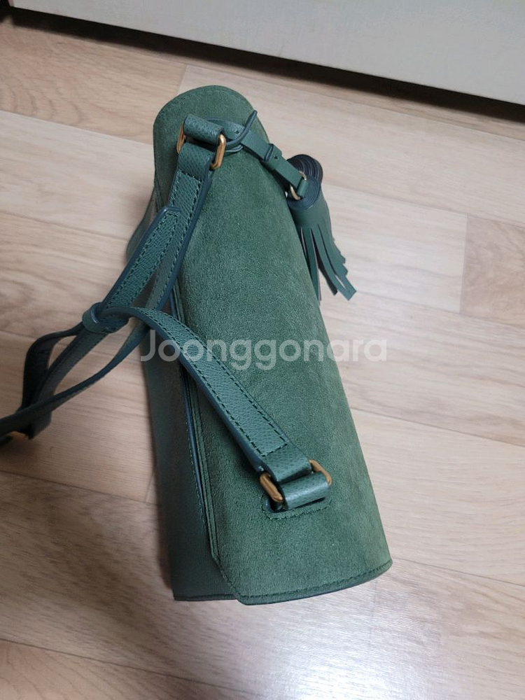 빈폴 스웨이드,가죽 크로스백 팝니다--4