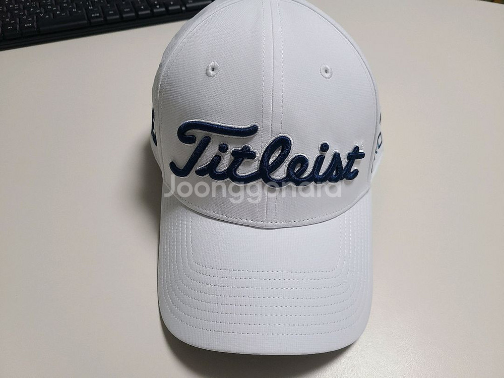 타이틀리스트 투어퍼포먼스 골프모자 팝니다.--0