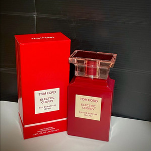 톰포드 Electric Cherry 100ml 새상품