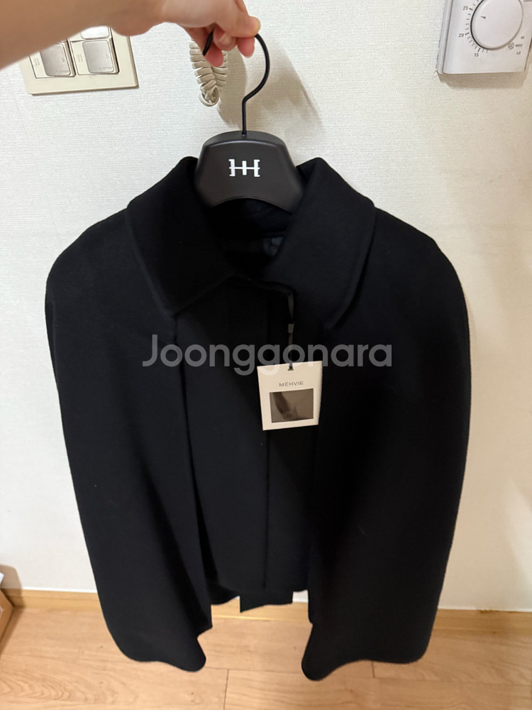 메비 시그니처 케이프 코트 블랙(택달린 새상품)--7