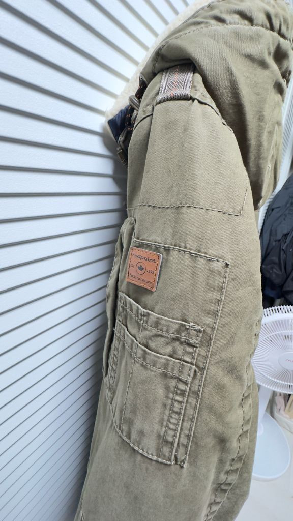 Series 시리즈 x redpoint 카키 점퍼105--4