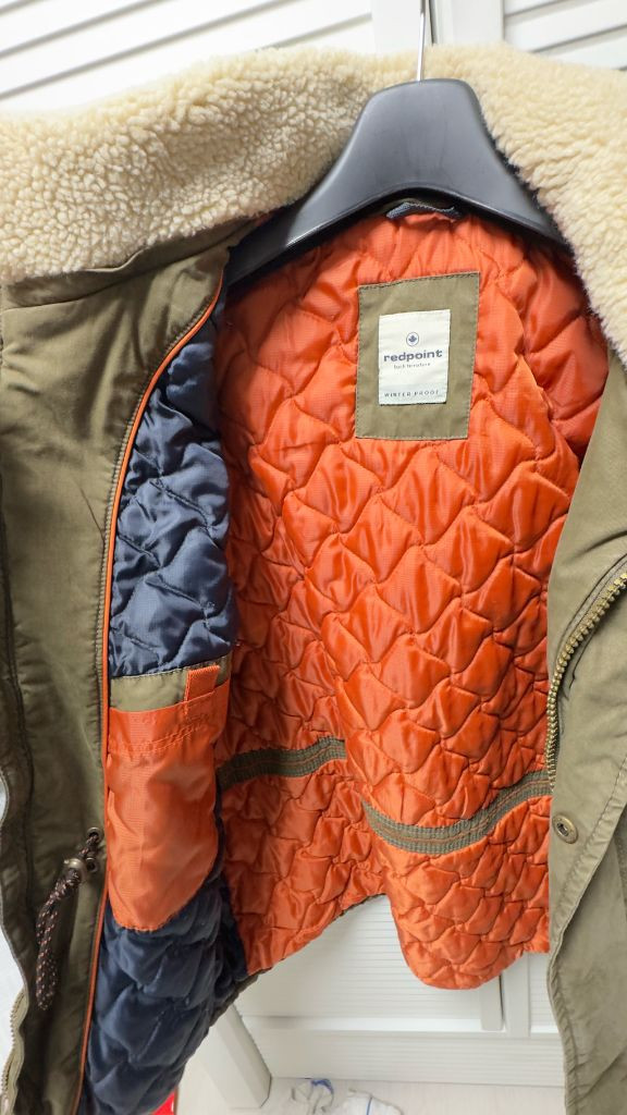 Series 시리즈 x redpoint 카키 점퍼105--14