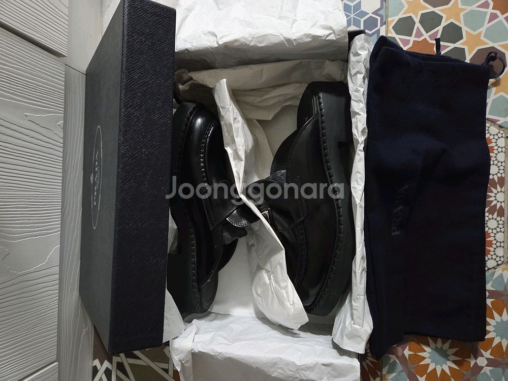 풀박스 프라다 브러쉬드 뮬 로퍼 6.5 250-2--3