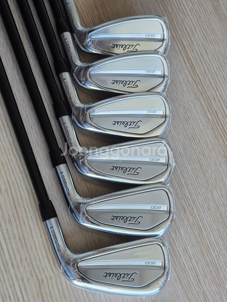 타이틀리스트 2023 T200 아이언 세트--1