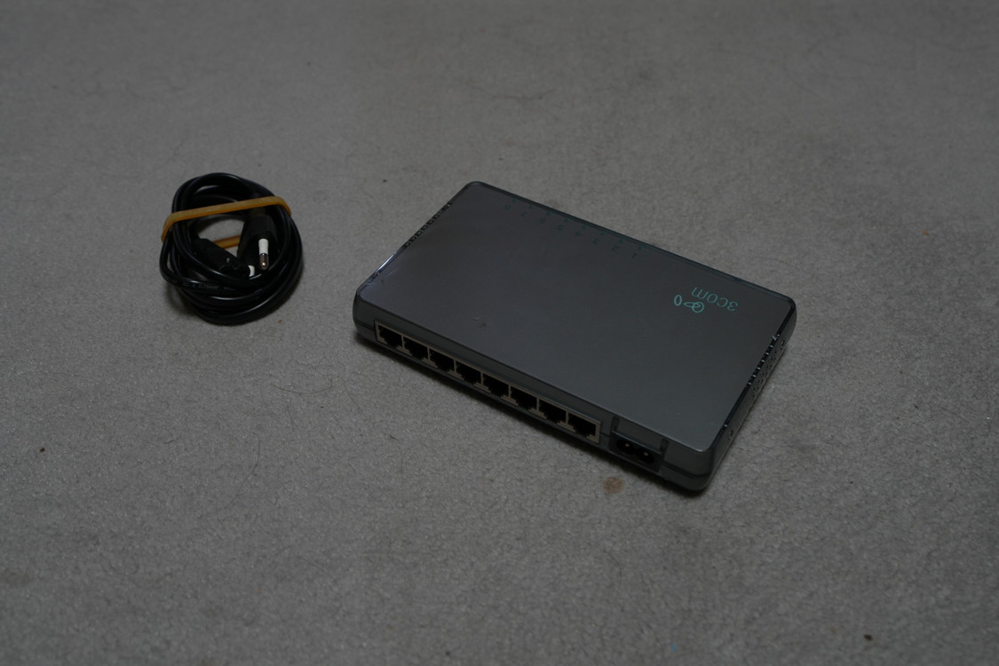 3com 스위칭허브 3CFSU08를 3만원에 판매--1