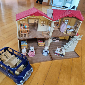 실바니안 패밀리 2층집+인형, 욕실+부엌세트, 캠핑카