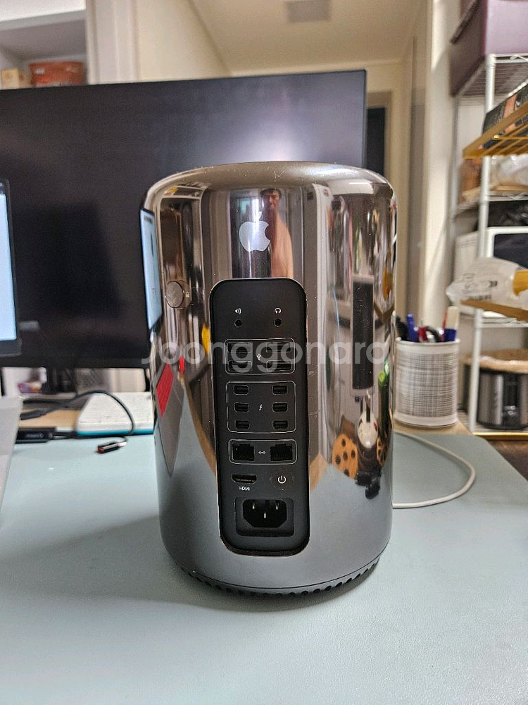 맥프로 팝니다--0