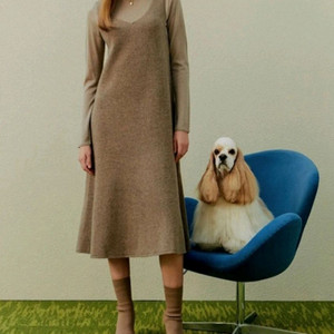 까사렐 울100 홀가먼트 원피스(L) ㅡ새상품