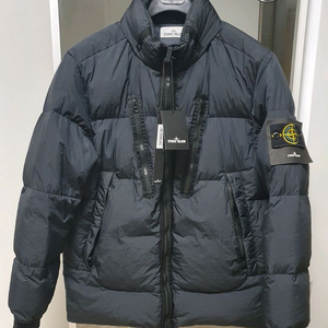 매장판)스톤아일랜드 21FW 크링클랩스 논후드 패딩 L