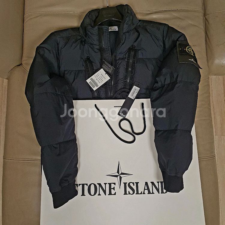 매장판)스톤아일랜드 21FW 크링클랩스 논후드 패딩 L--7