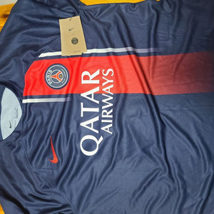 23-24 파리 생제르망 홈 이강인 판매합니다