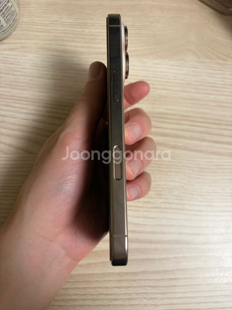아이폰16 프로 데저트 티타늄 256GB--6