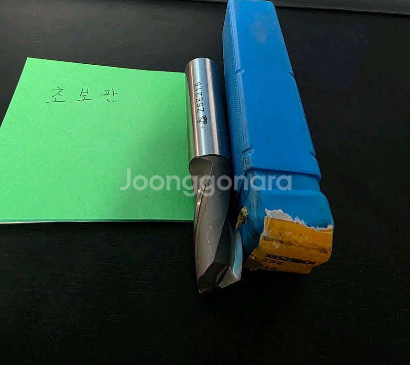 한국야금 미사용 엔드밀 ZSE 215--0