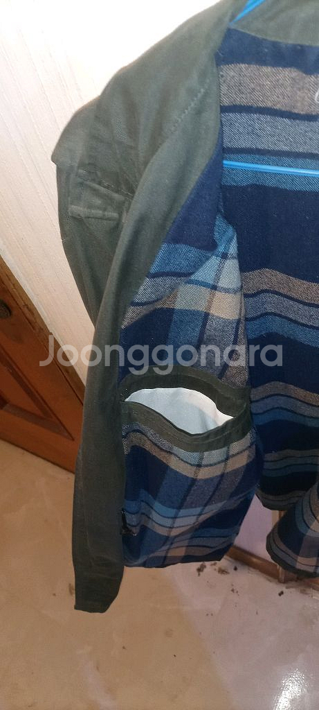 블랙 야상 자켓 사이즈 M 수납공간 풍부--4