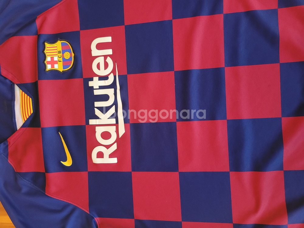 19-20 바르셀로나 홈 레전드 리오넬 메시 판매합니다--0