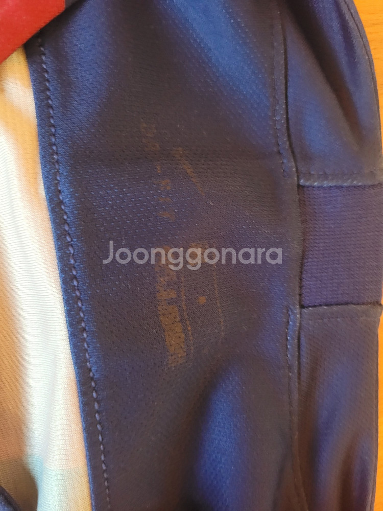 19-20 바르셀로나 홈 레전드 리오넬 메시 판매합니다--5