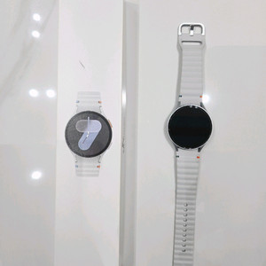 갤럭시 워치7 44mm LTE 풀박